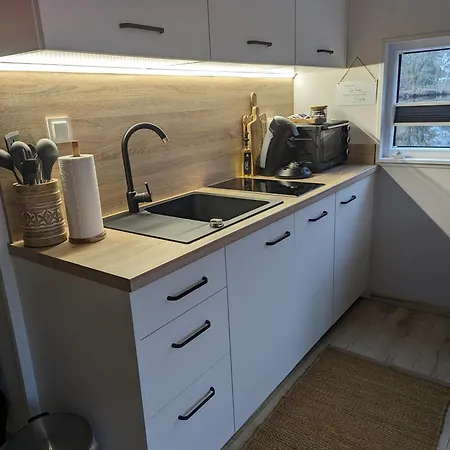 Hausboot Lena بابينبورغ