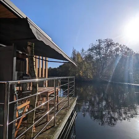 Hausboot Lena